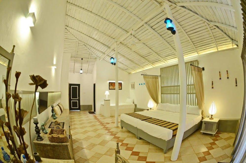 Rangiri Dambulla Resort Exterior photo